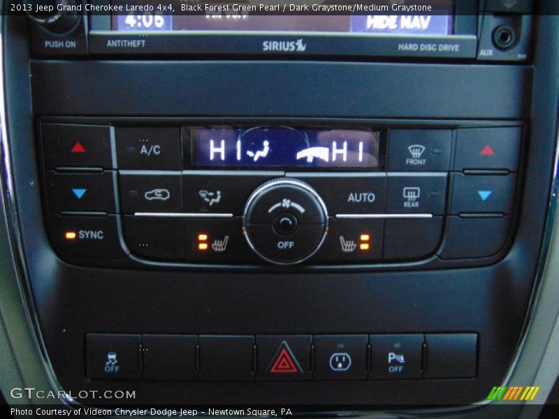 Black Forest Green Pearl / Dark Graystone/Medium Graystone 2013 Jeep Grand Cherokee Laredo 4x4