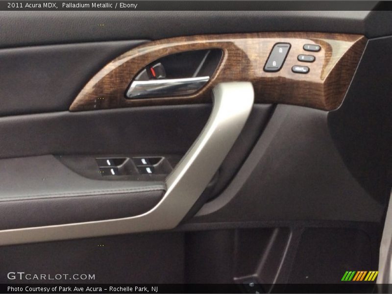 Palladium Metallic / Ebony 2011 Acura MDX