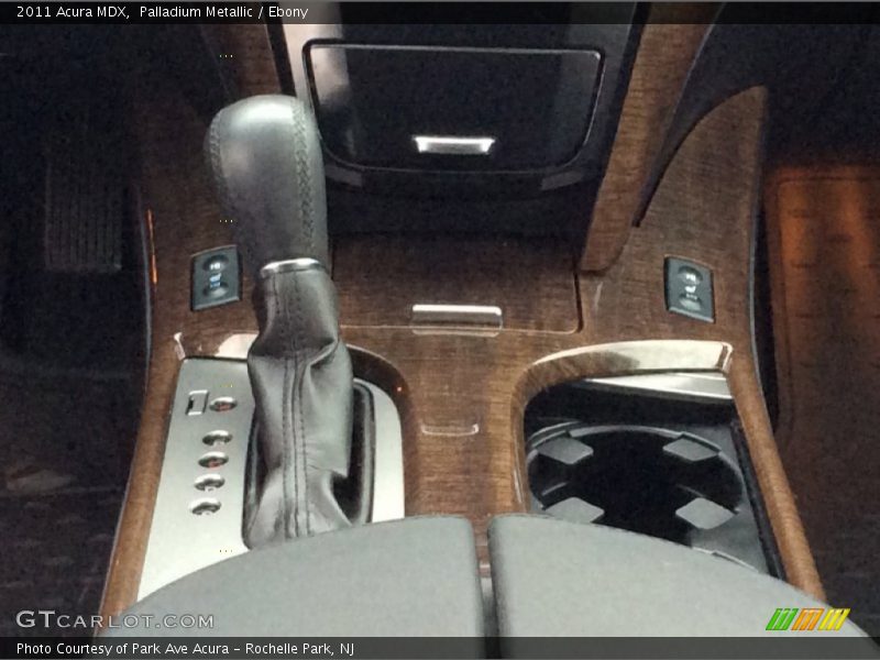 Palladium Metallic / Ebony 2011 Acura MDX