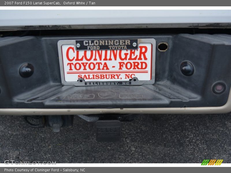 Oxford White / Tan 2007 Ford F150 Lariat SuperCab