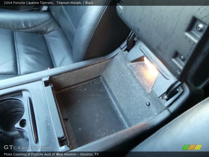 Titanium Metallic / Black 2004 Porsche Cayenne Tiptronic