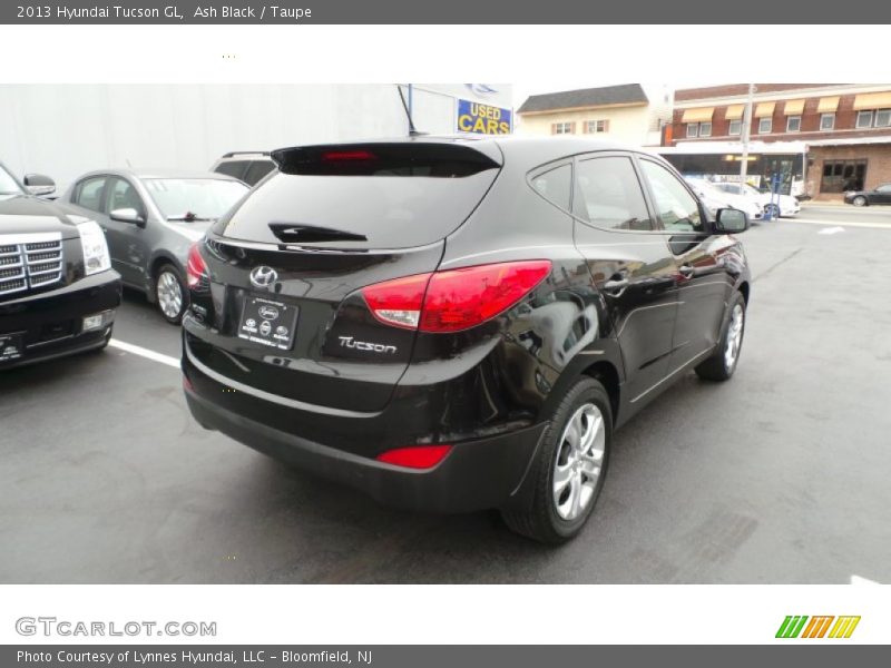 Ash Black / Taupe 2013 Hyundai Tucson GL