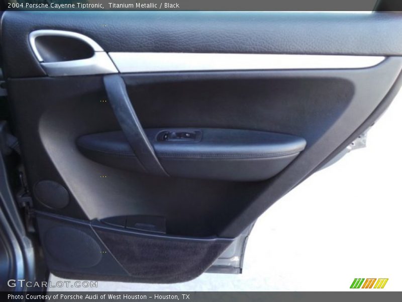 Titanium Metallic / Black 2004 Porsche Cayenne Tiptronic