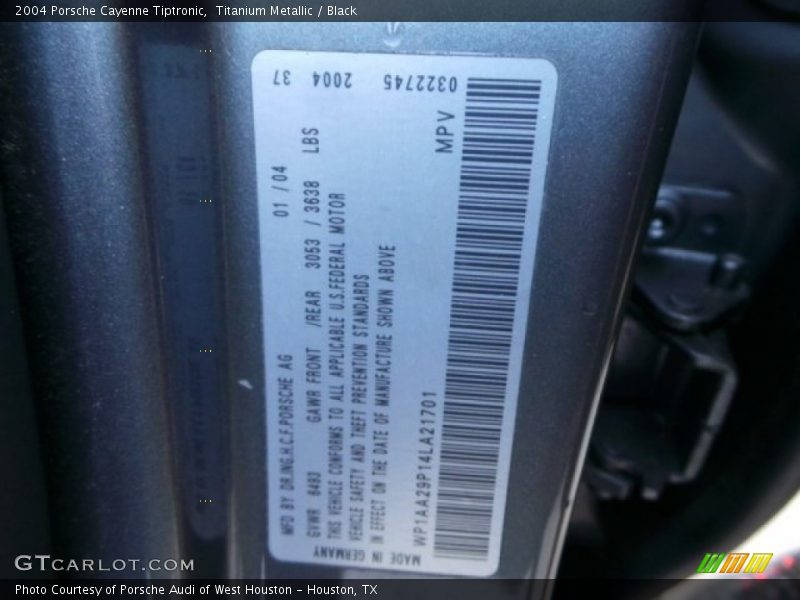 Titanium Metallic / Black 2004 Porsche Cayenne Tiptronic