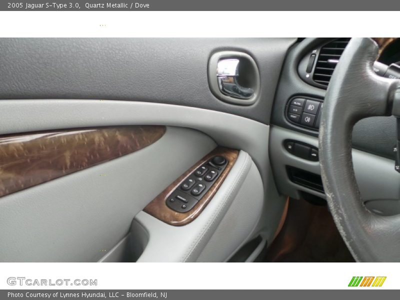 Quartz Metallic / Dove 2005 Jaguar S-Type 3.0