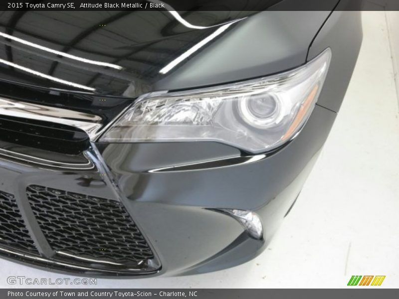 Attitude Black Metallic / Black 2015 Toyota Camry SE