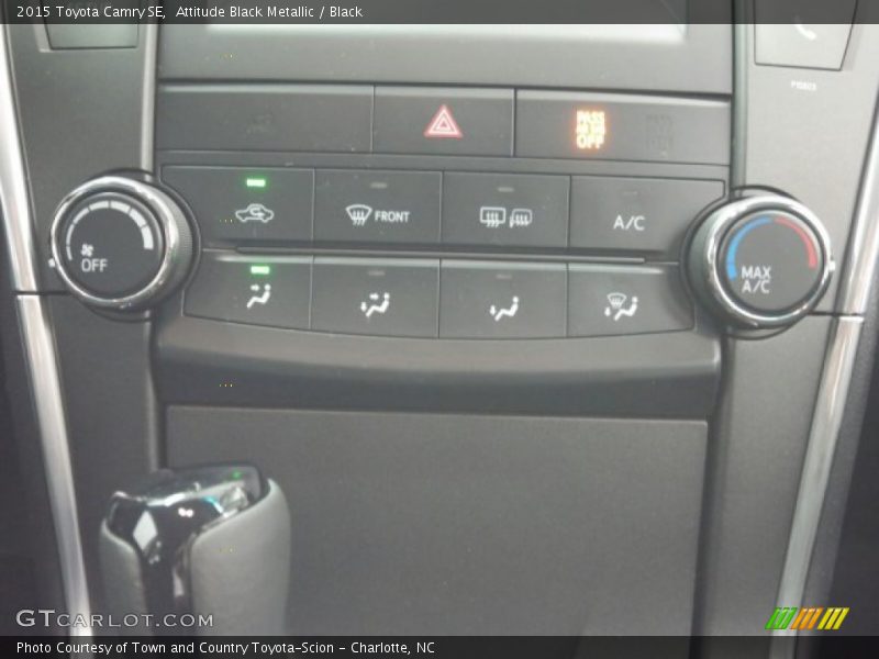 Attitude Black Metallic / Black 2015 Toyota Camry SE