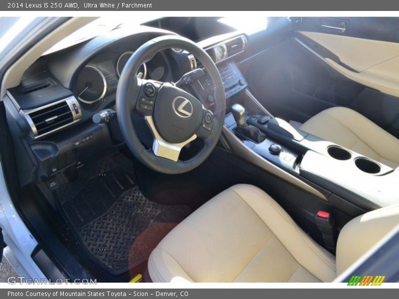 Ultra White / Parchment 2014 Lexus IS 250 AWD