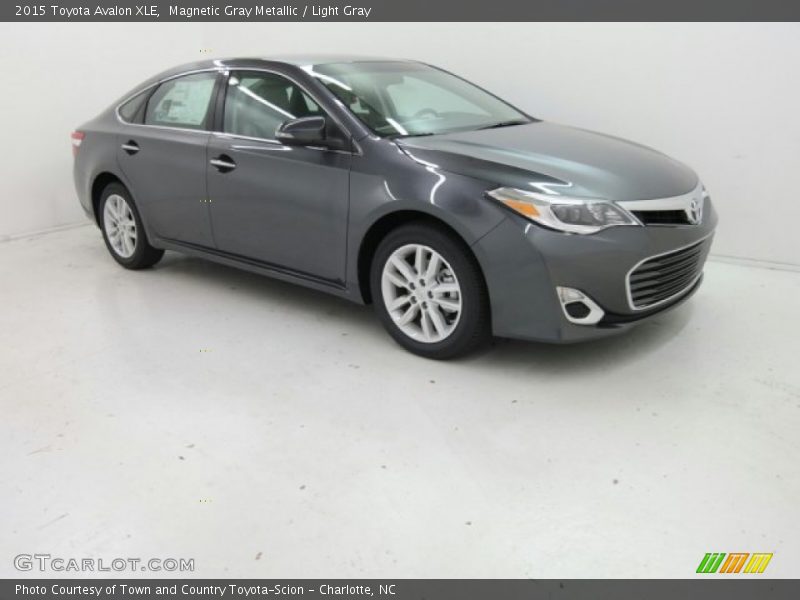 Magnetic Gray Metallic / Light Gray 2015 Toyota Avalon XLE