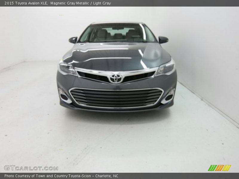 Magnetic Gray Metallic / Light Gray 2015 Toyota Avalon XLE