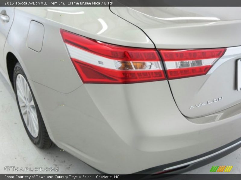Creme Brulee Mica / Black 2015 Toyota Avalon XLE Premium