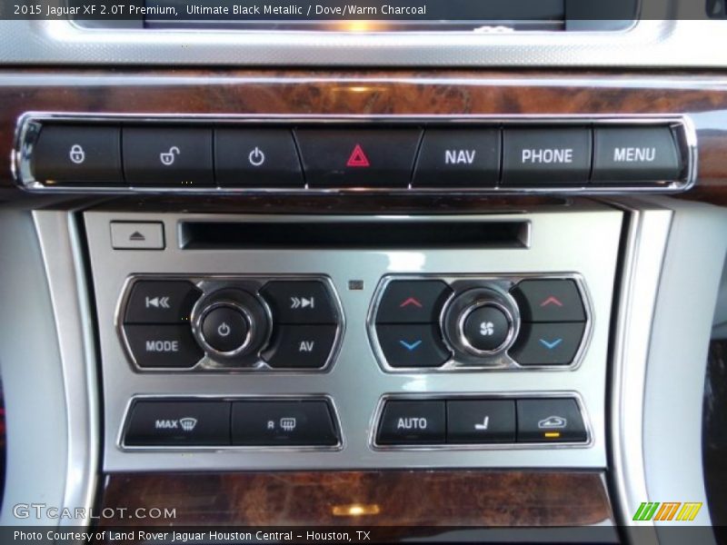 Controls of 2015 XF 2.0T Premium