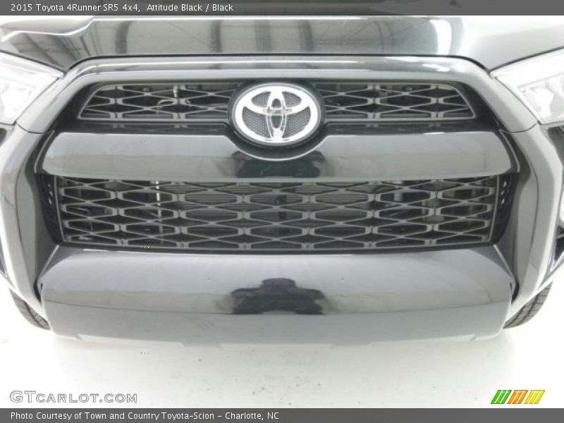 Attitude Black / Black 2015 Toyota 4Runner SR5 4x4