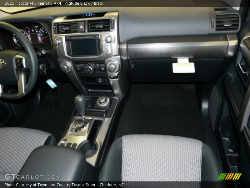 Attitude Black / Black 2015 Toyota 4Runner SR5 4x4