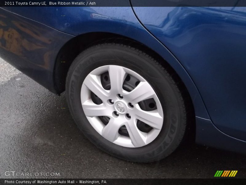 Blue Ribbon Metallic / Ash 2011 Toyota Camry LE