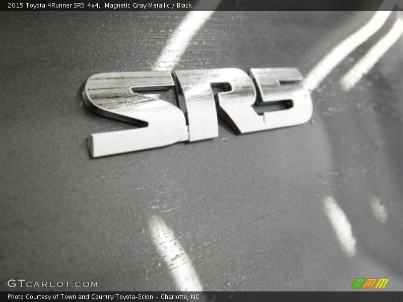 Magnetic Gray Metallic / Black 2015 Toyota 4Runner SR5 4x4