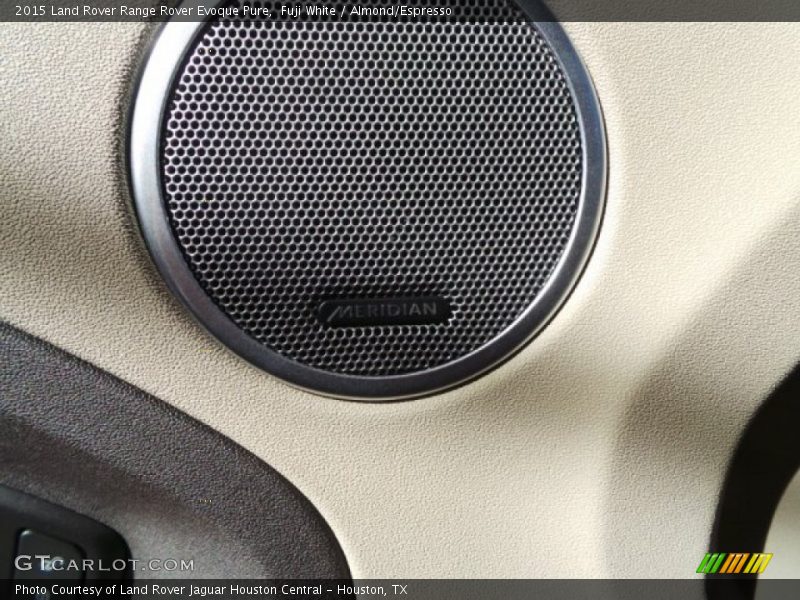 Fuji White / Almond/Espresso 2015 Land Rover Range Rover Evoque Pure