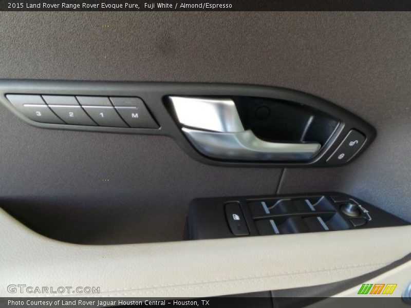 Fuji White / Almond/Espresso 2015 Land Rover Range Rover Evoque Pure