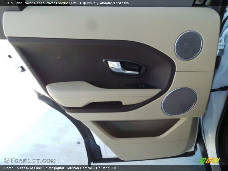 Fuji White / Almond/Espresso 2015 Land Rover Range Rover Evoque Pure