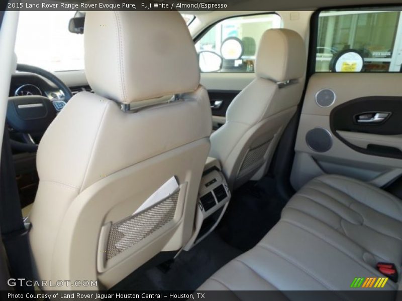 Fuji White / Almond/Espresso 2015 Land Rover Range Rover Evoque Pure