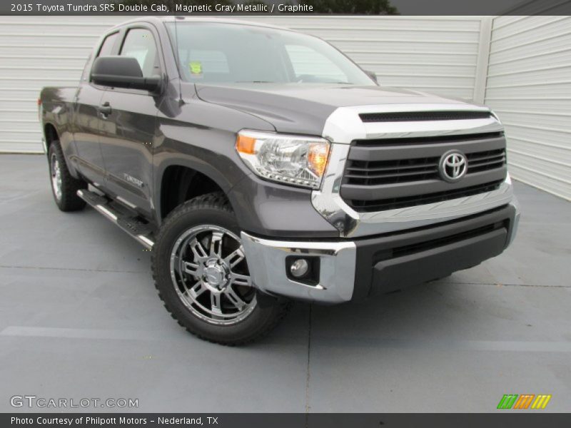 Magnetic Gray Metallic / Graphite 2015 Toyota Tundra SR5 Double Cab