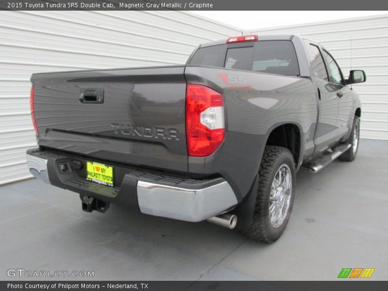 Magnetic Gray Metallic / Graphite 2015 Toyota Tundra SR5 Double Cab