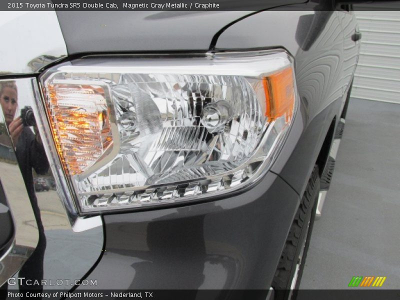 Magnetic Gray Metallic / Graphite 2015 Toyota Tundra SR5 Double Cab