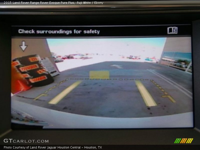 Fuji White / Ebony 2015 Land Rover Range Rover Evoque Pure Plus