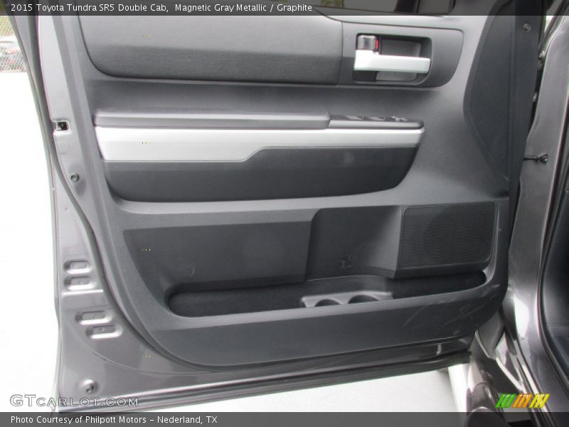 Magnetic Gray Metallic / Graphite 2015 Toyota Tundra SR5 Double Cab