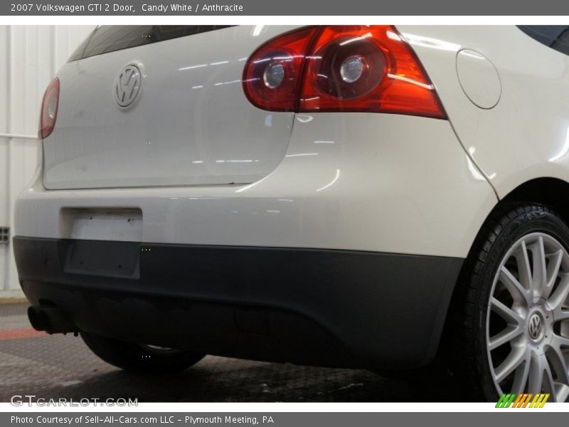 Candy White / Anthracite 2007 Volkswagen GTI 2 Door