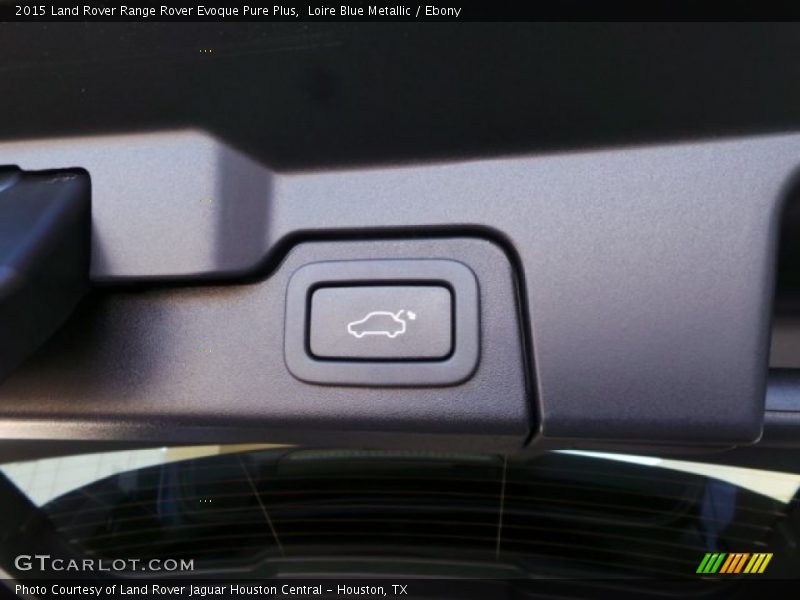 Loire Blue Metallic / Ebony 2015 Land Rover Range Rover Evoque Pure Plus
