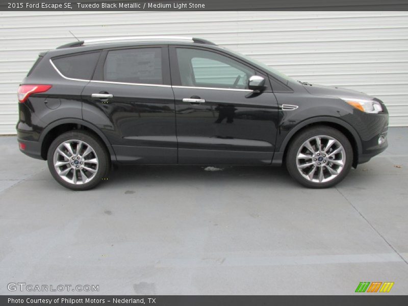  2015 Escape SE Tuxedo Black Metallic
