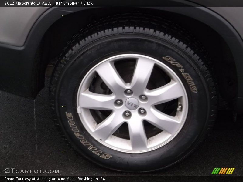 Titanium Silver / Black 2012 Kia Sorento LX AWD