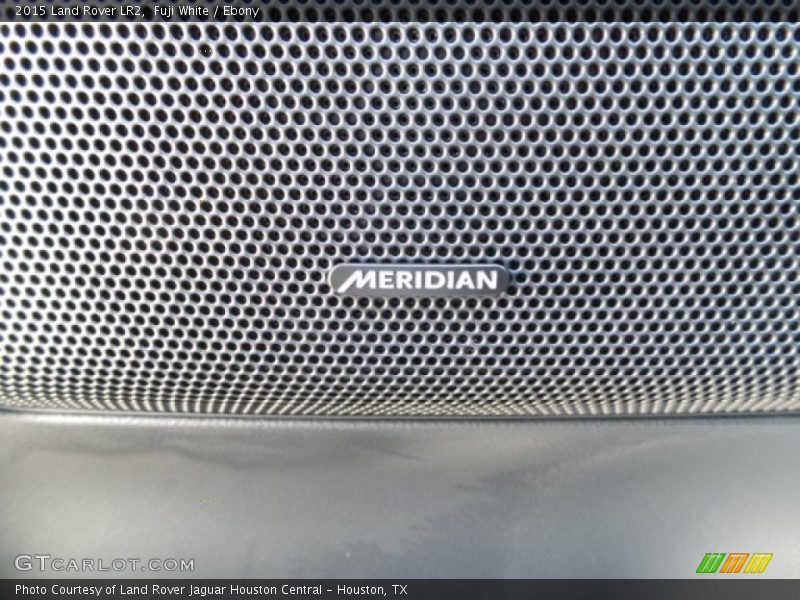 Fuji White / Ebony 2015 Land Rover LR2