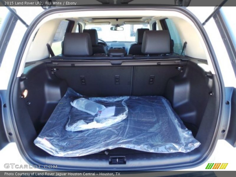 Fuji White / Ebony 2015 Land Rover LR2