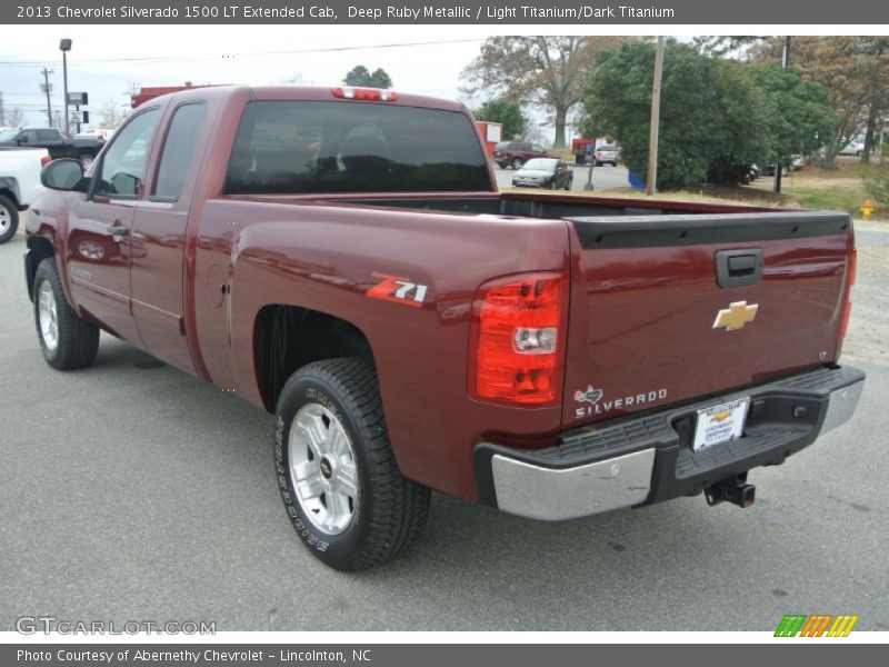 Deep Ruby Metallic / Light Titanium/Dark Titanium 2013 Chevrolet Silverado 1500 LT Extended Cab