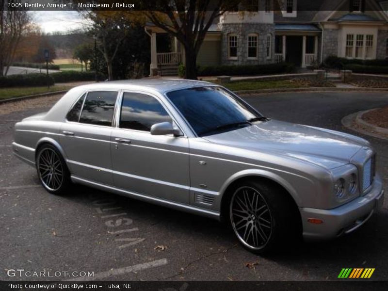 Front 3/4 View of 2005 Arnage T
