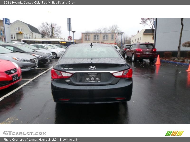 Pacific Blue Pearl / Gray 2011 Hyundai Sonata GLS