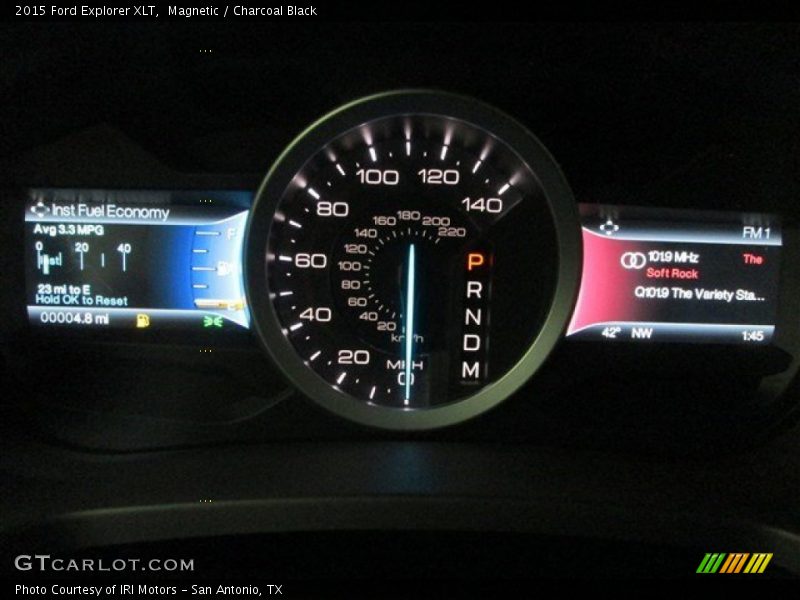 Magnetic / Charcoal Black 2015 Ford Explorer XLT