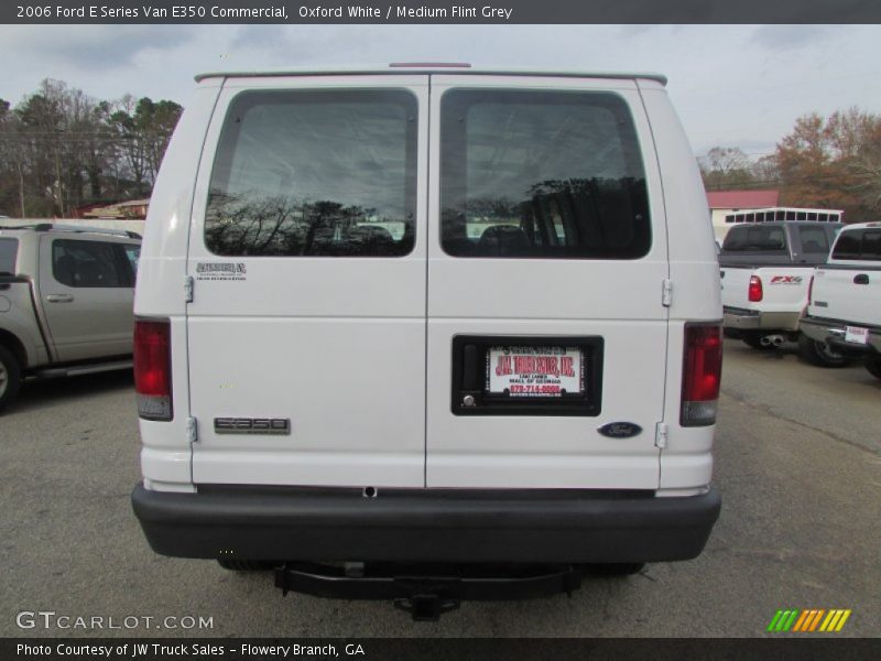 Oxford White / Medium Flint Grey 2006 Ford E Series Van E350 Commercial