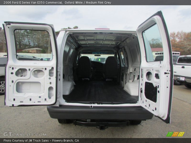 Oxford White / Medium Flint Grey 2006 Ford E Series Van E350 Commercial