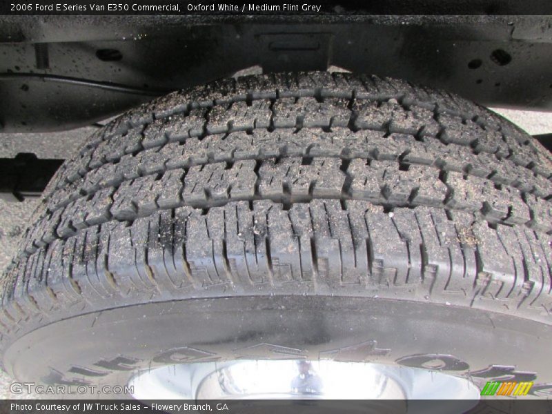 Oxford White / Medium Flint Grey 2006 Ford E Series Van E350 Commercial