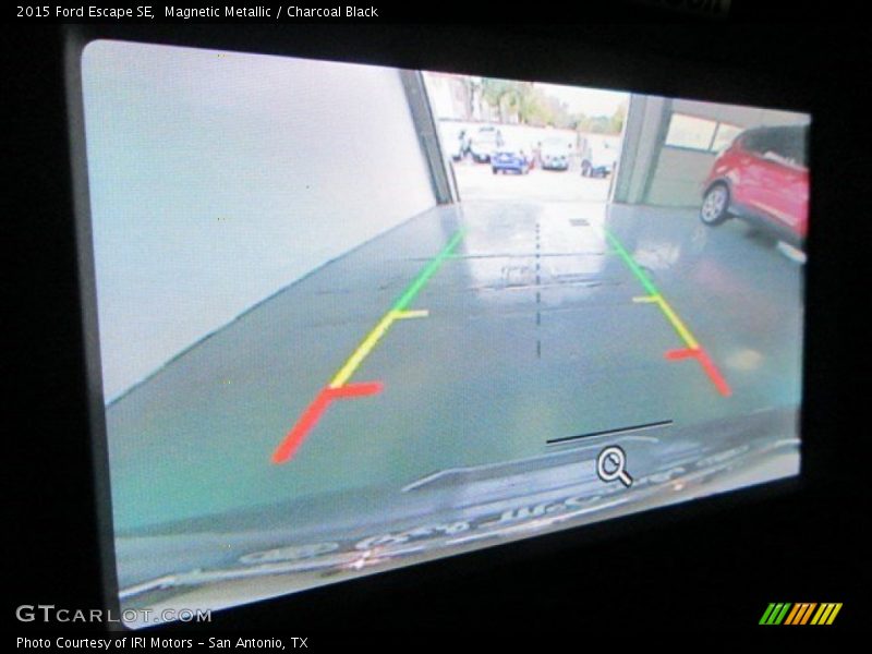 Magnetic Metallic / Charcoal Black 2015 Ford Escape SE