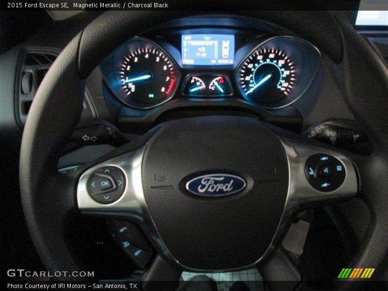 Magnetic Metallic / Charcoal Black 2015 Ford Escape SE