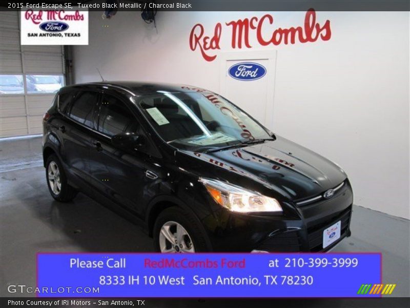 Tuxedo Black Metallic / Charcoal Black 2015 Ford Escape SE