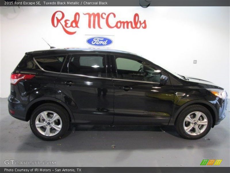 Tuxedo Black Metallic / Charcoal Black 2015 Ford Escape SE