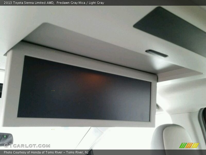 Predawn Gray Mica / Light Gray 2013 Toyota Sienna Limited AWD
