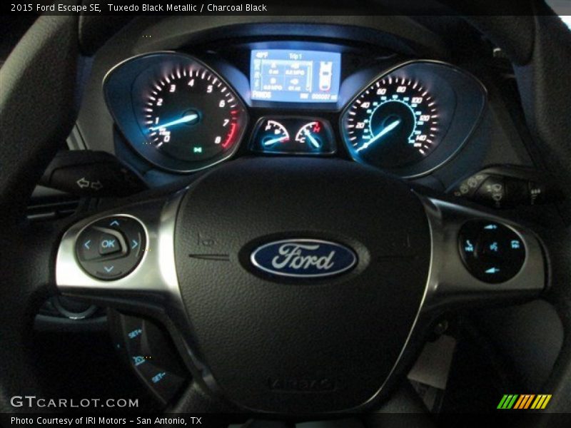 Tuxedo Black Metallic / Charcoal Black 2015 Ford Escape SE