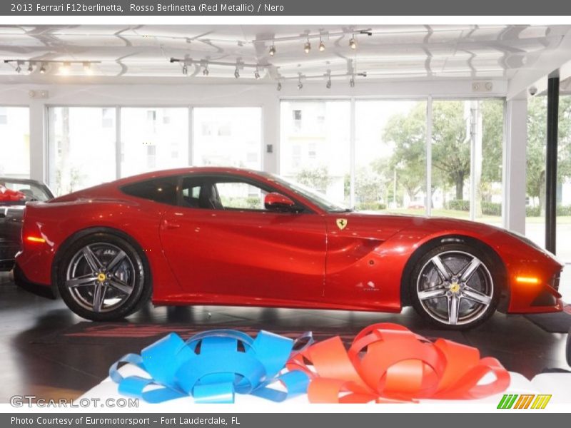  2013 F12berlinetta  Rosso Berlinetta (Red Metallic)