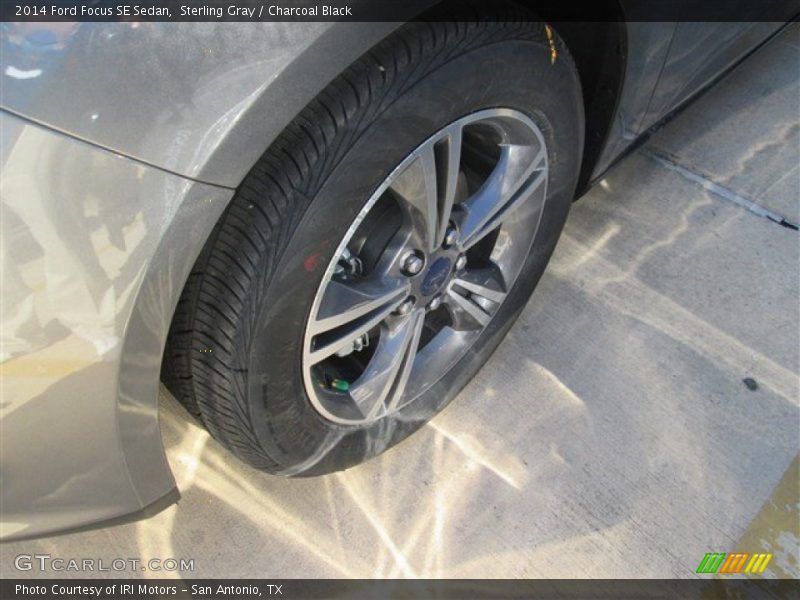 Sterling Gray / Charcoal Black 2014 Ford Focus SE Sedan